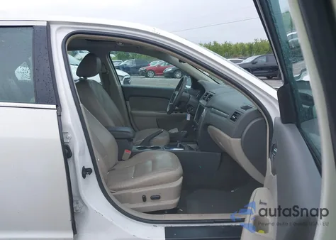 2011 Ford Fusion Hybrid from USA, damaged, VIN 3FADP0L31BR119560